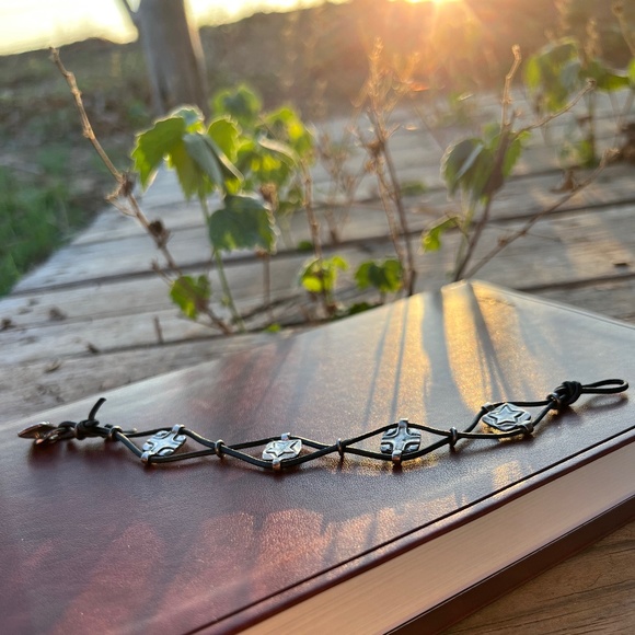 Handcrafted Leather and Sterling Silver Bracelet Star & Cross Detail - Picture 2 of 3